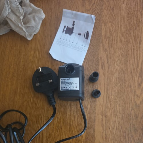 Submersible water pump 240v